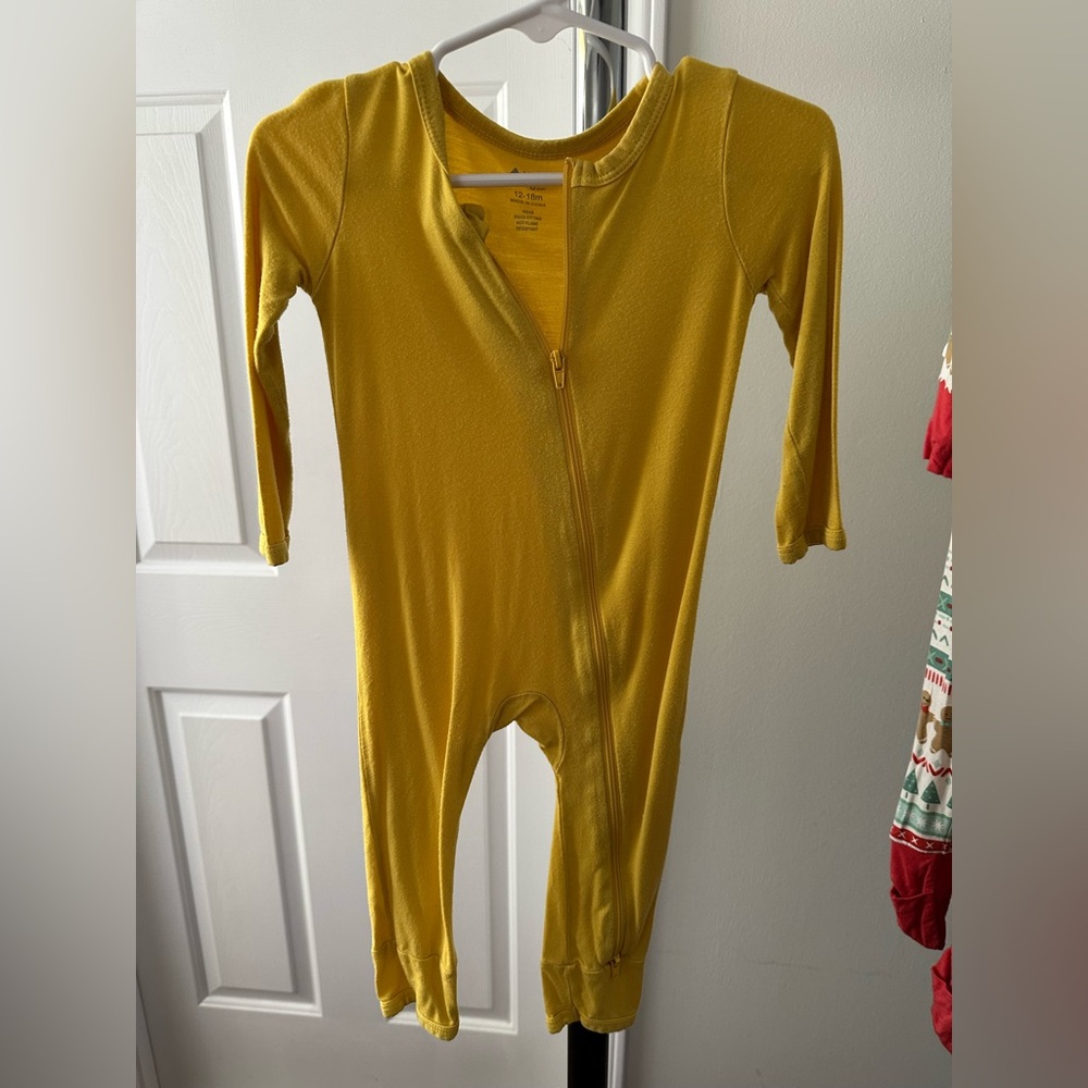 12-18 Months. Kyte Baby Zippy